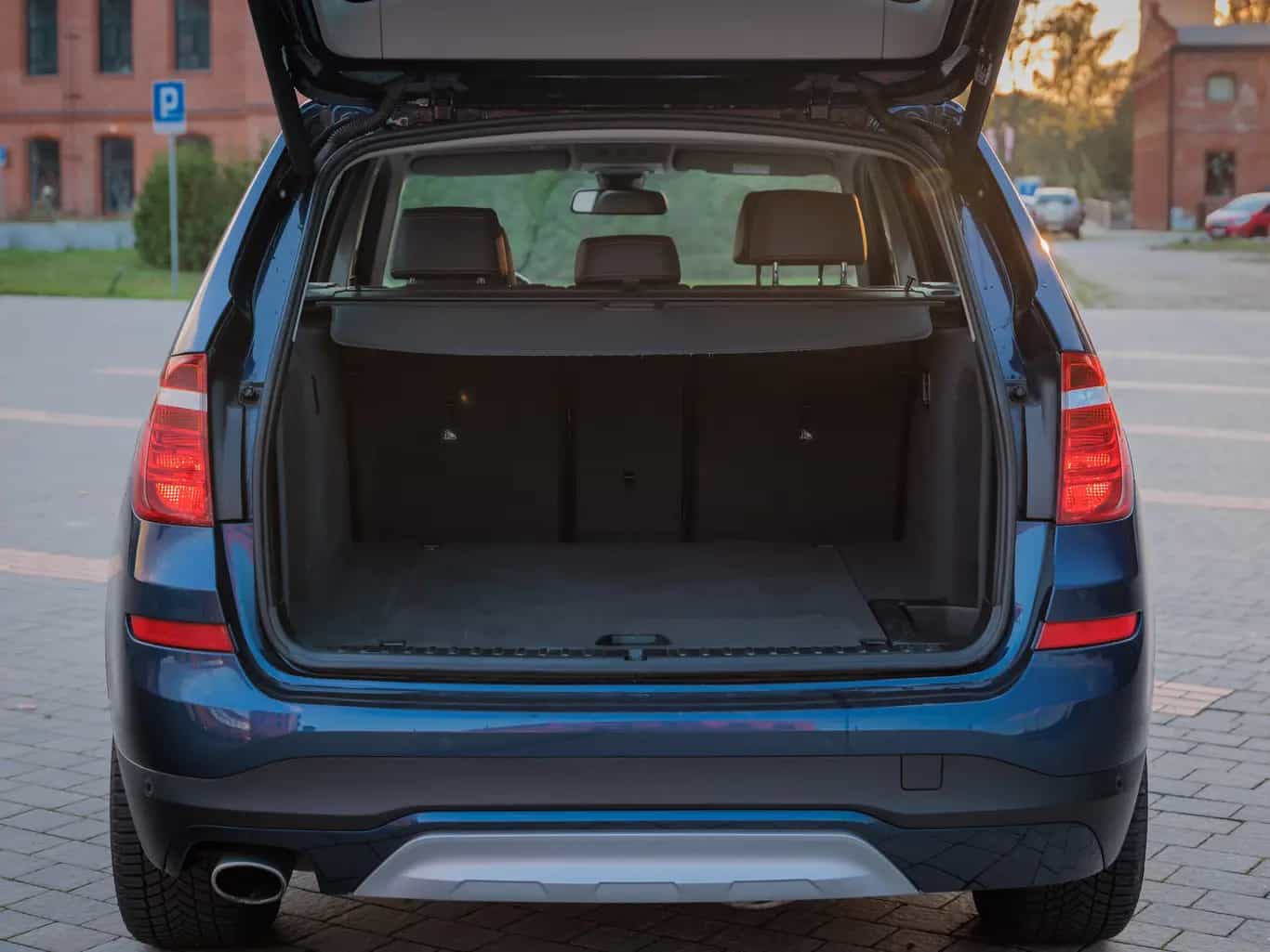 Zdjęcie samochodu BMW X3 xDrive 20d numer 15