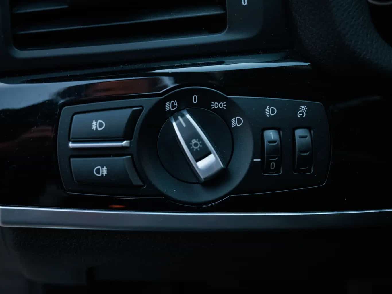 Zdjęcie samochodu BMW X3 xDrive 20d numer 20
