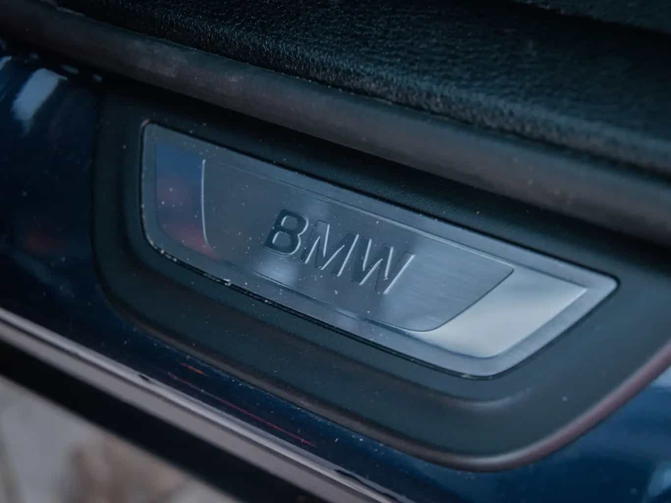 Zdjęcie samochodu BMW X3 xDrive 20d numer 27