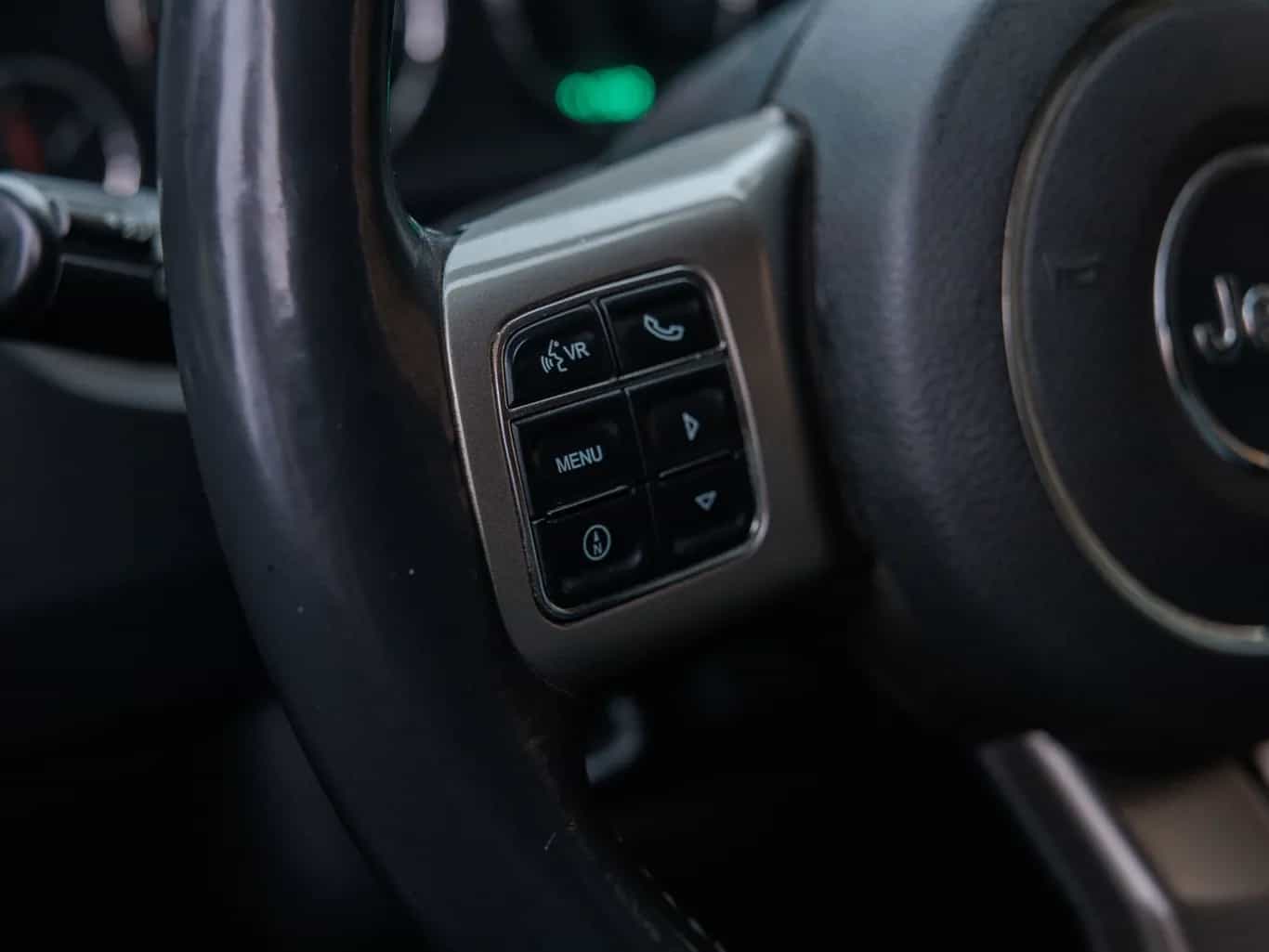 Zdjęcie samochodu Jeep Compass 2.2 CRD 4x4 Limited numer 19