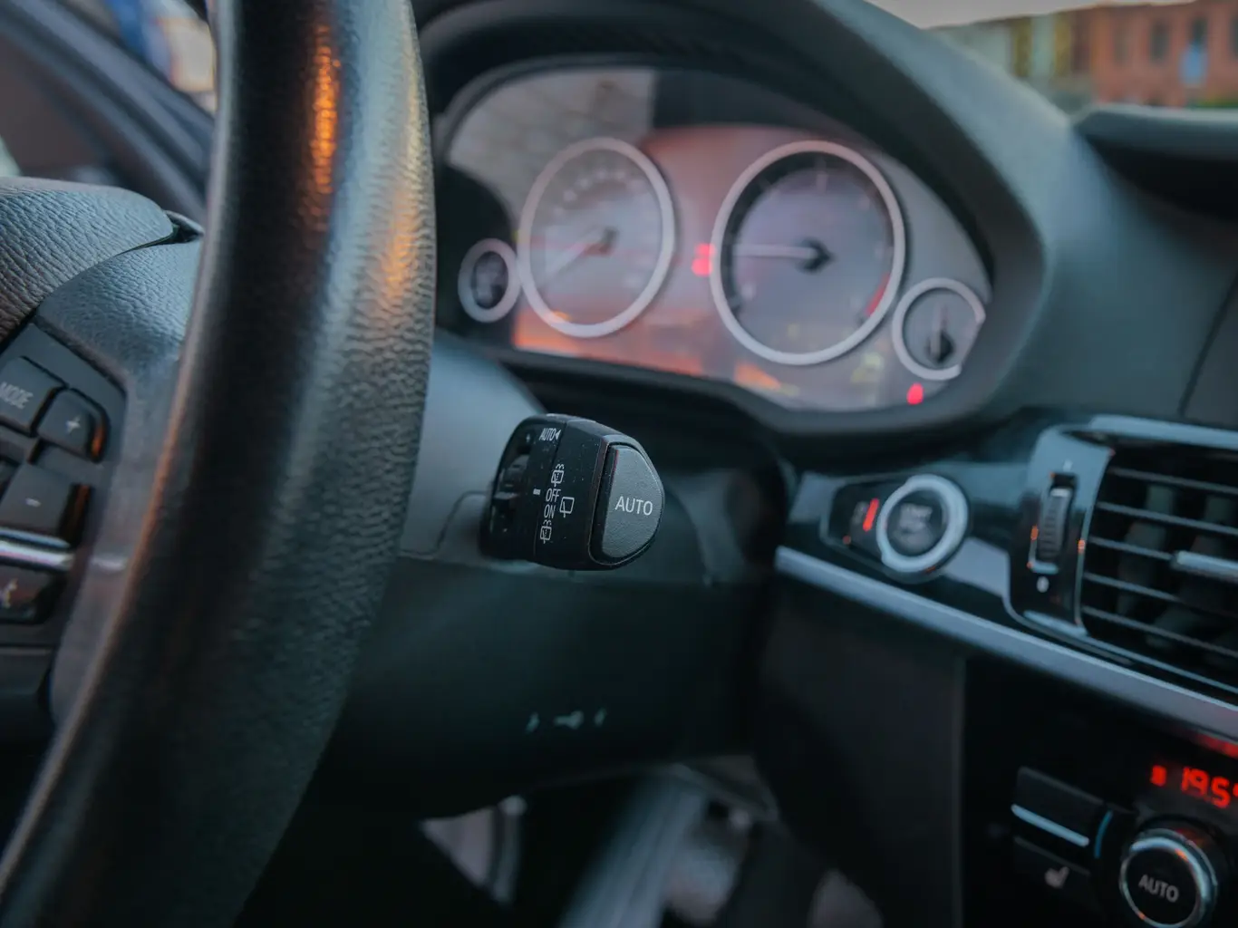 Zdjęcie samochodu BMW X3 xDrive 20d numer 31
