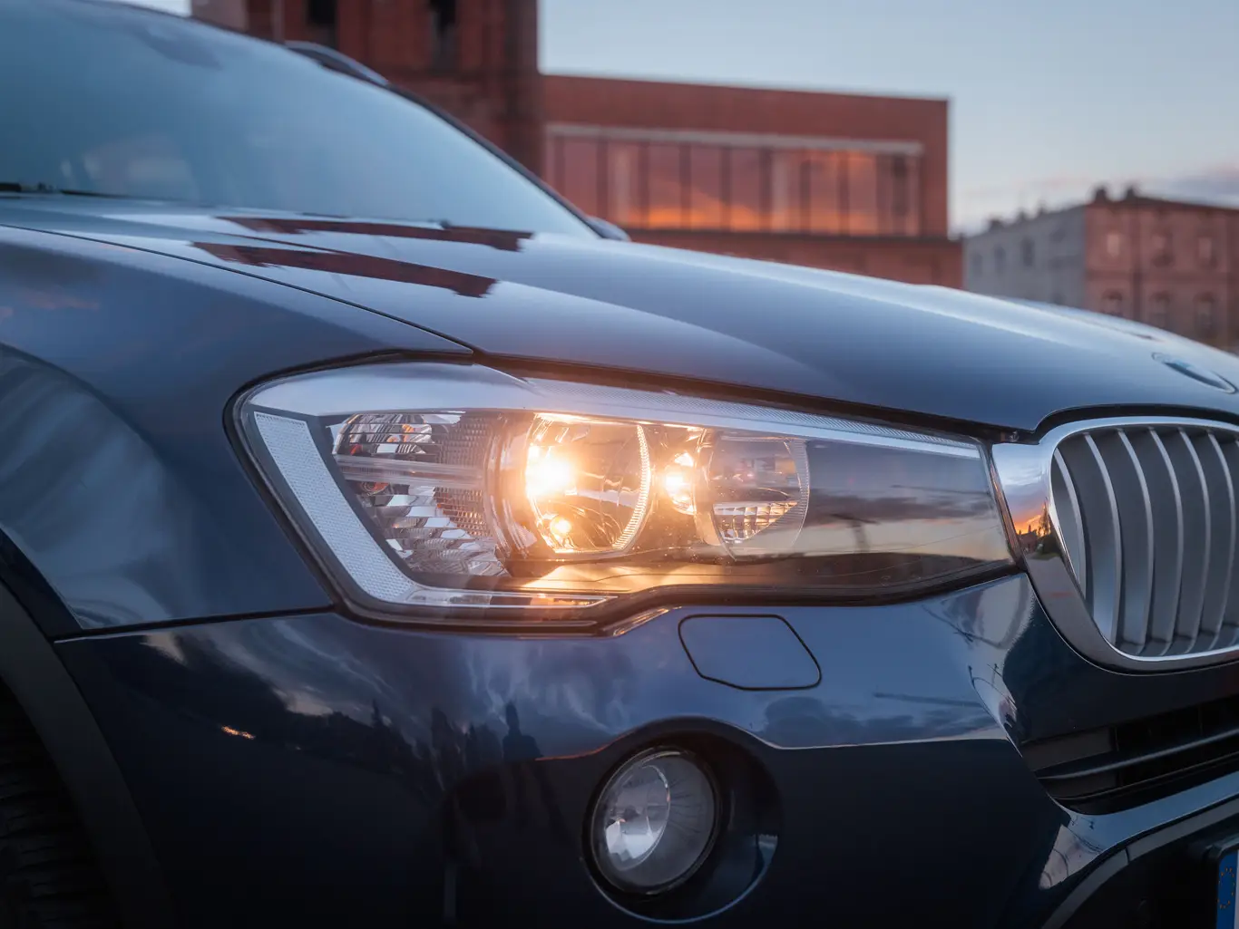 Zdjęcie samochodu BMW X3 xDrive 20d numer 43