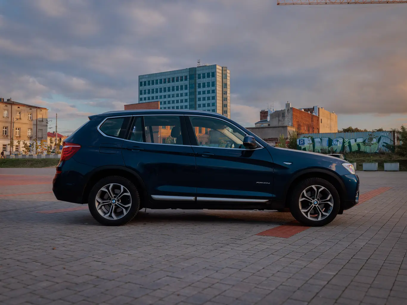 Zdjęcie samochodu BMW X3 xDrive 20d numer 7